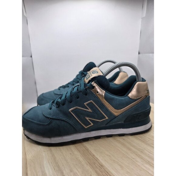 New Balance 574 Classic Shoes Sneakers WL574PME Womens 7.5 - Picture 1 of 8